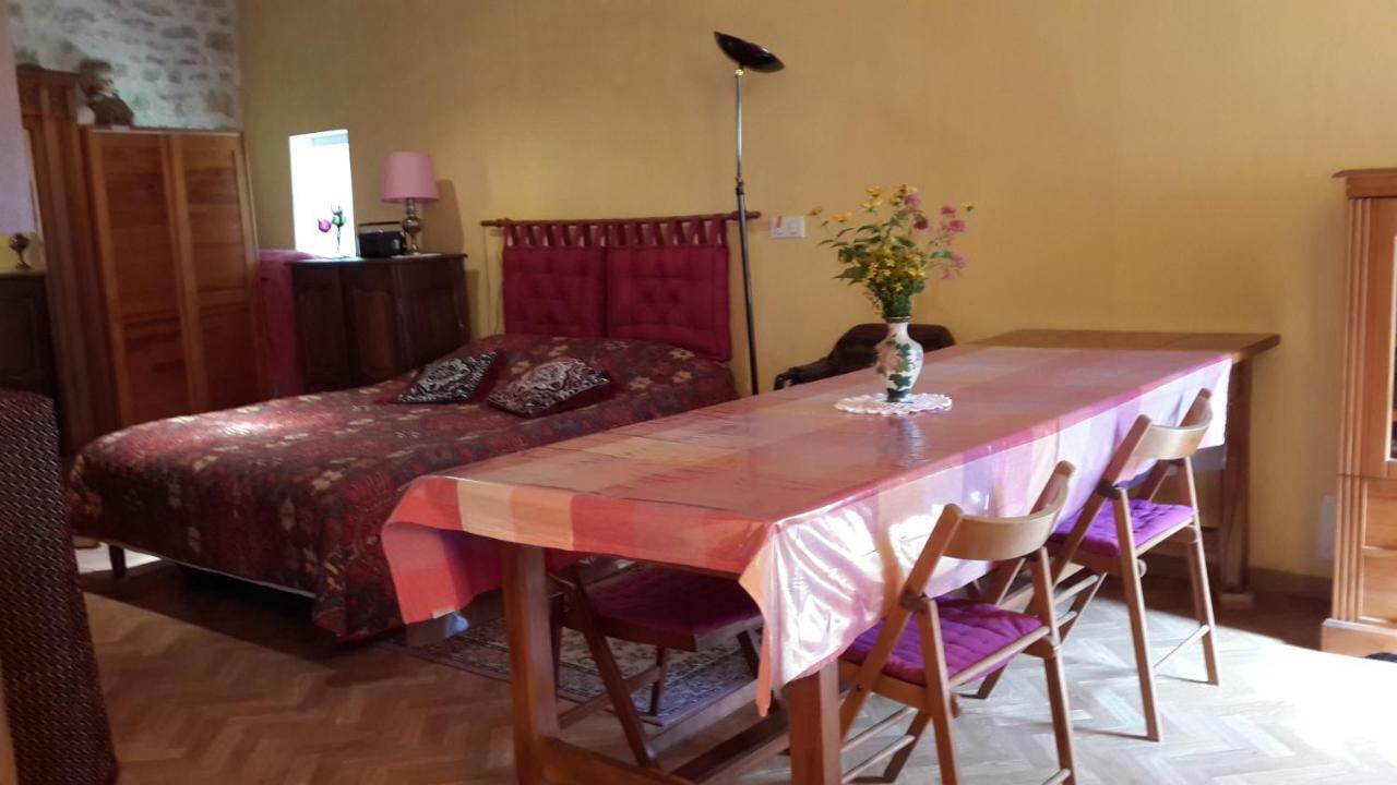 Oniros Bed & Breakfast Neuffontaines Eksteriør bilde
